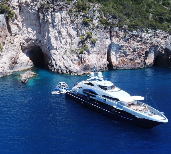 Martinique yacht charter boats, Caribbean charter yacht rental